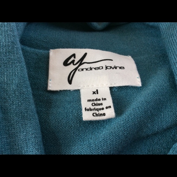 Sweater - Picture 4 of 5